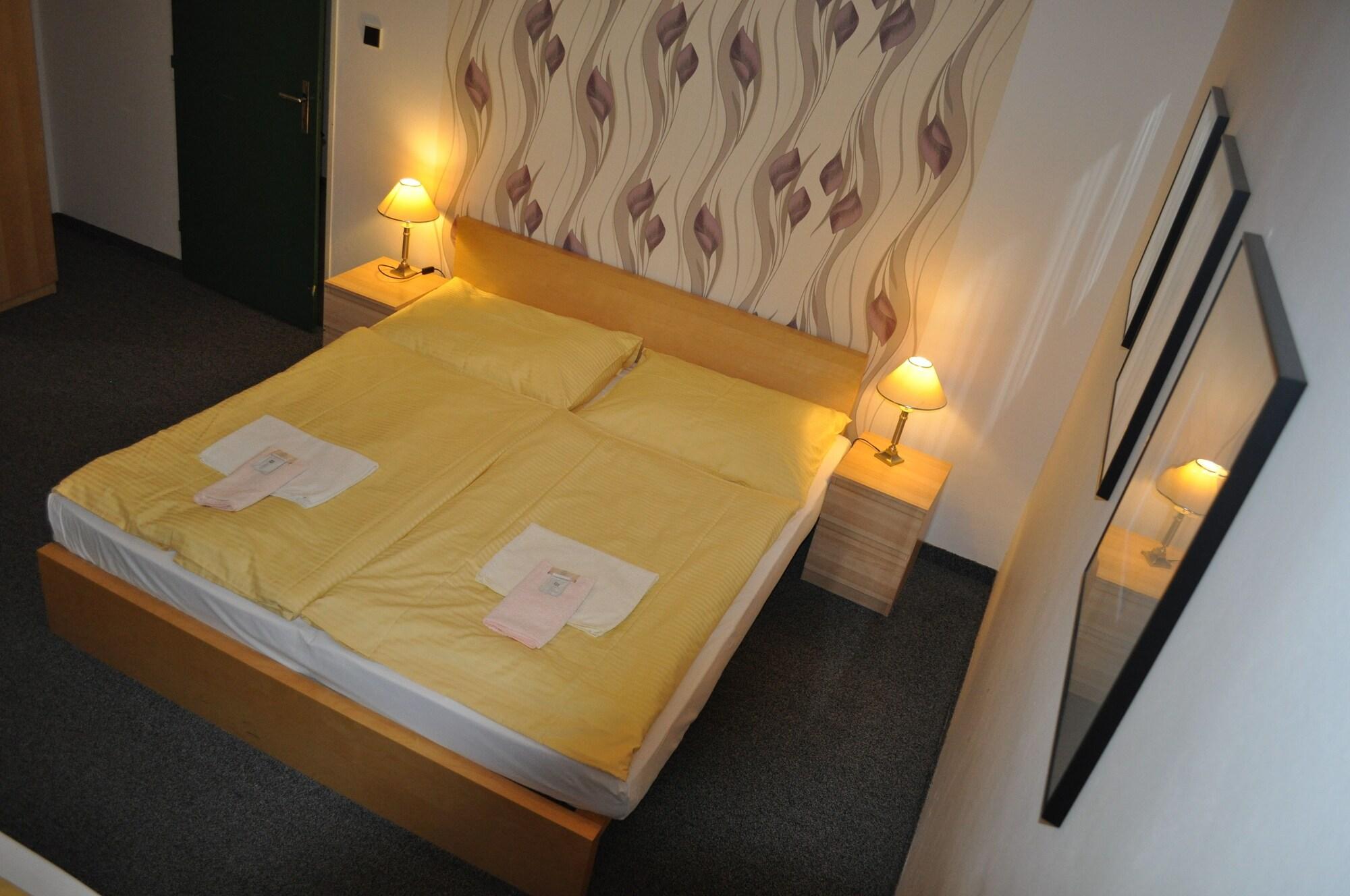 Hotel Svornost 3*